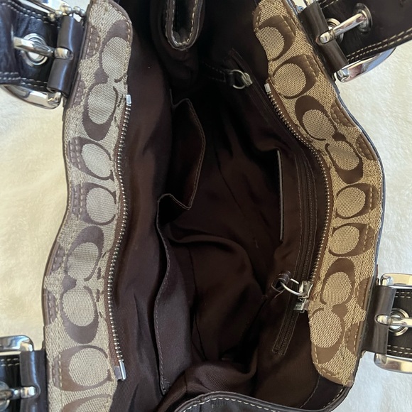 11 inch length 15 inch width. Coach shoulder bag, brown, light brown, tan color - Picture 5 of 8